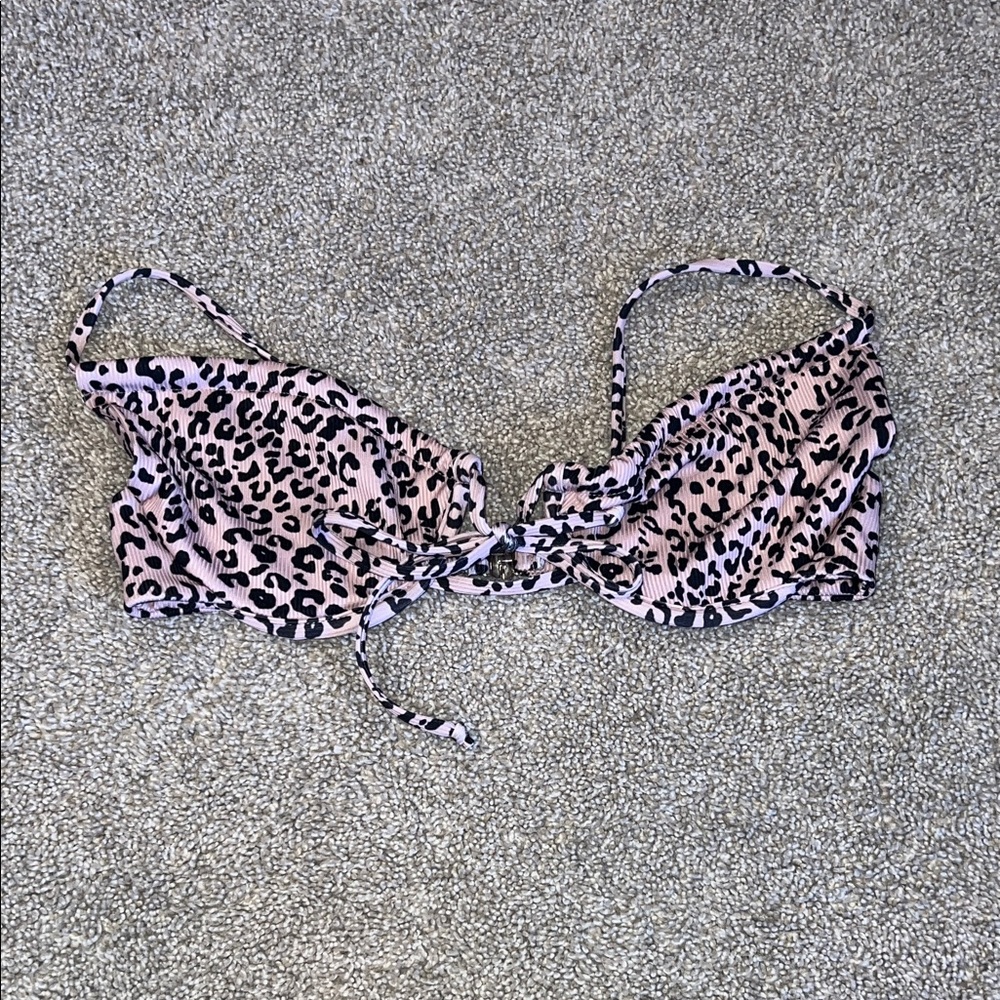 SHEIN Leopard Print Bikini Top